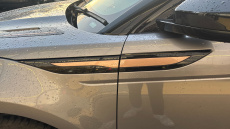 Land Rover Range Rover Evoque 2.0 D200 R-Dynamic SE 5dr Auto Diesel Hatchback